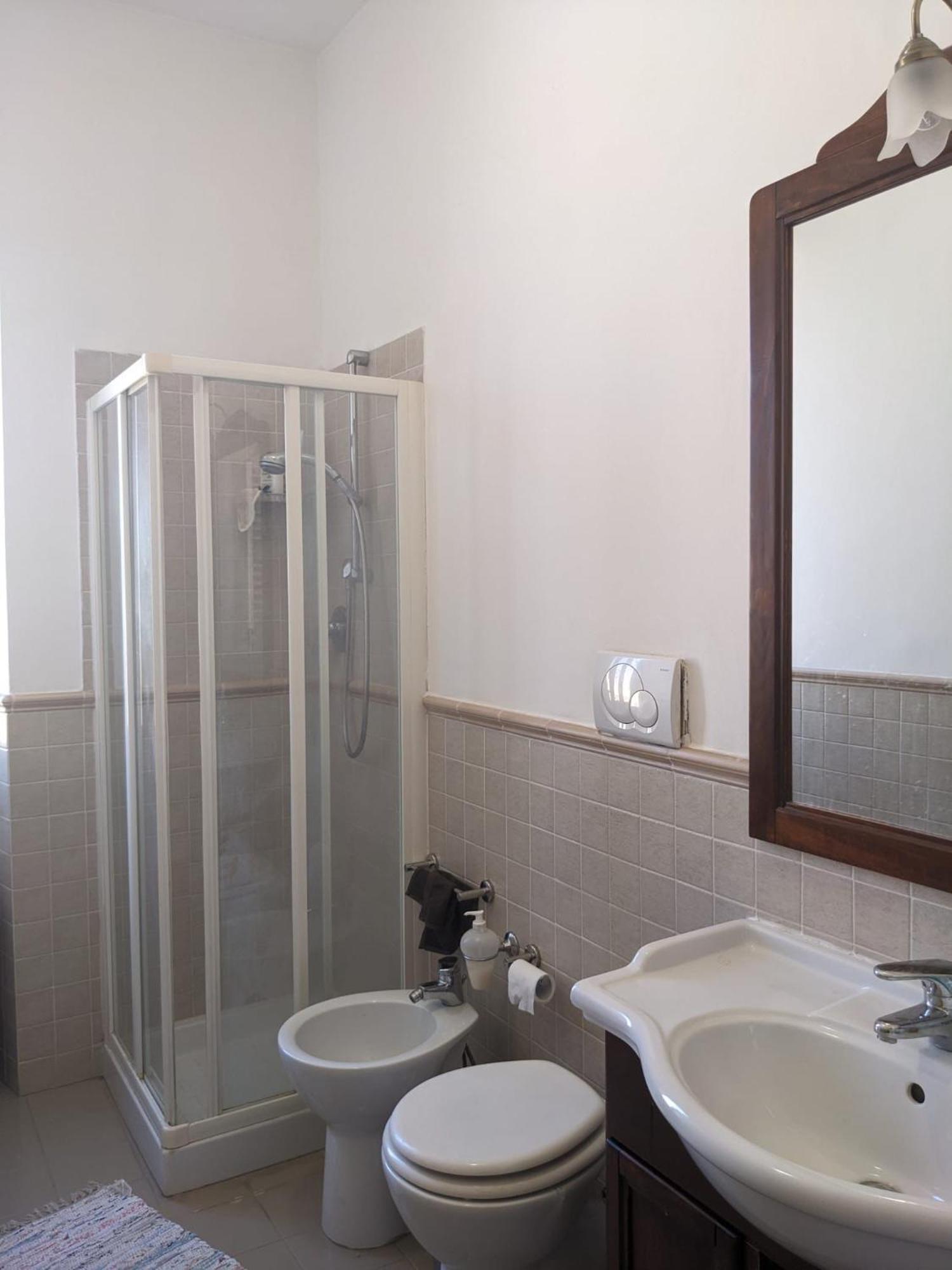 Holiday Colosseum Rome Bed & Breakfast Ngoại thất bức ảnh
