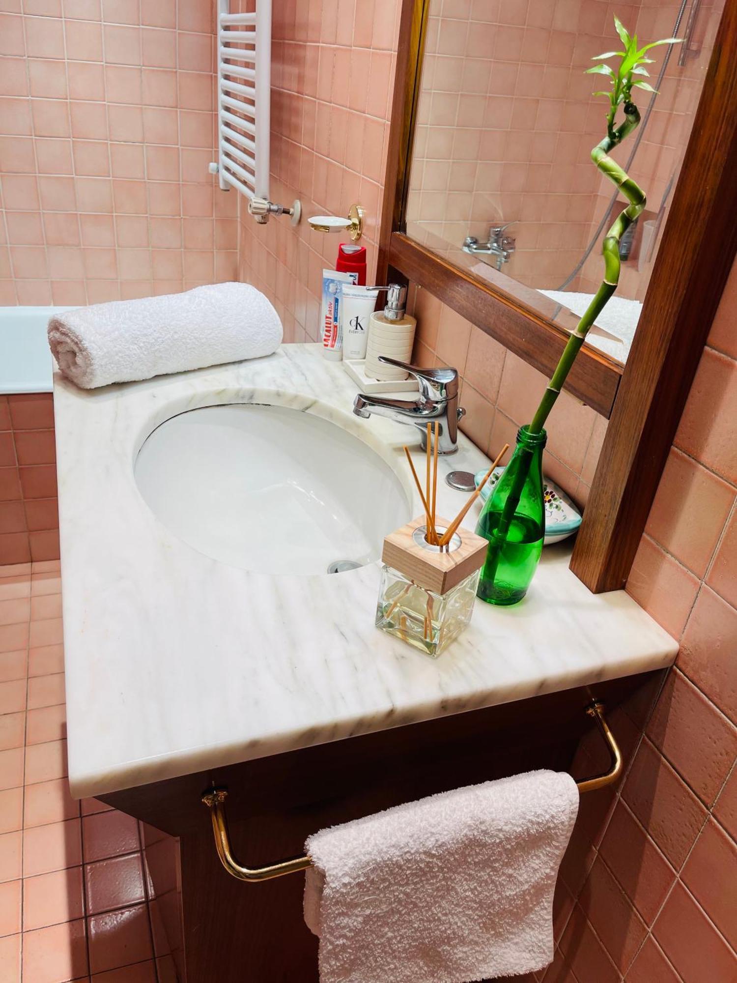 Holiday Colosseum Rome Bed & Breakfast Ngoại thất bức ảnh
