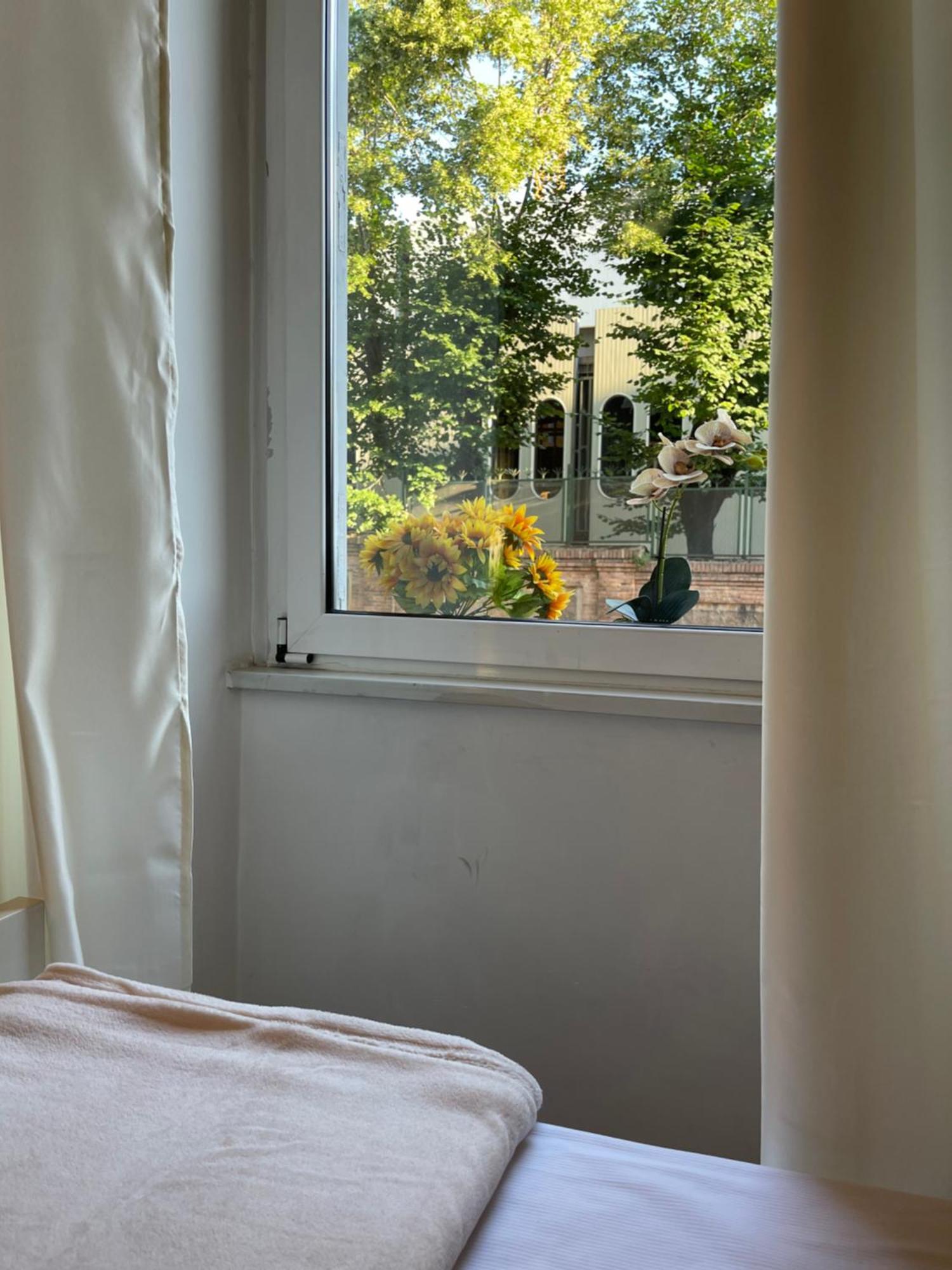 Holiday Colosseum Rome Bed & Breakfast Ngoại thất bức ảnh